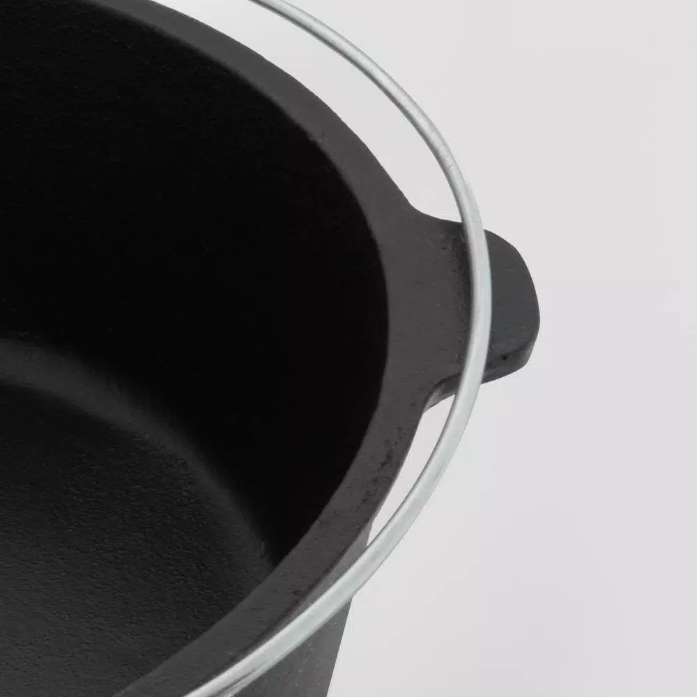 ExcelSteel 6 Qt. Round Cast Iron Dutch Oven with Lid - Black