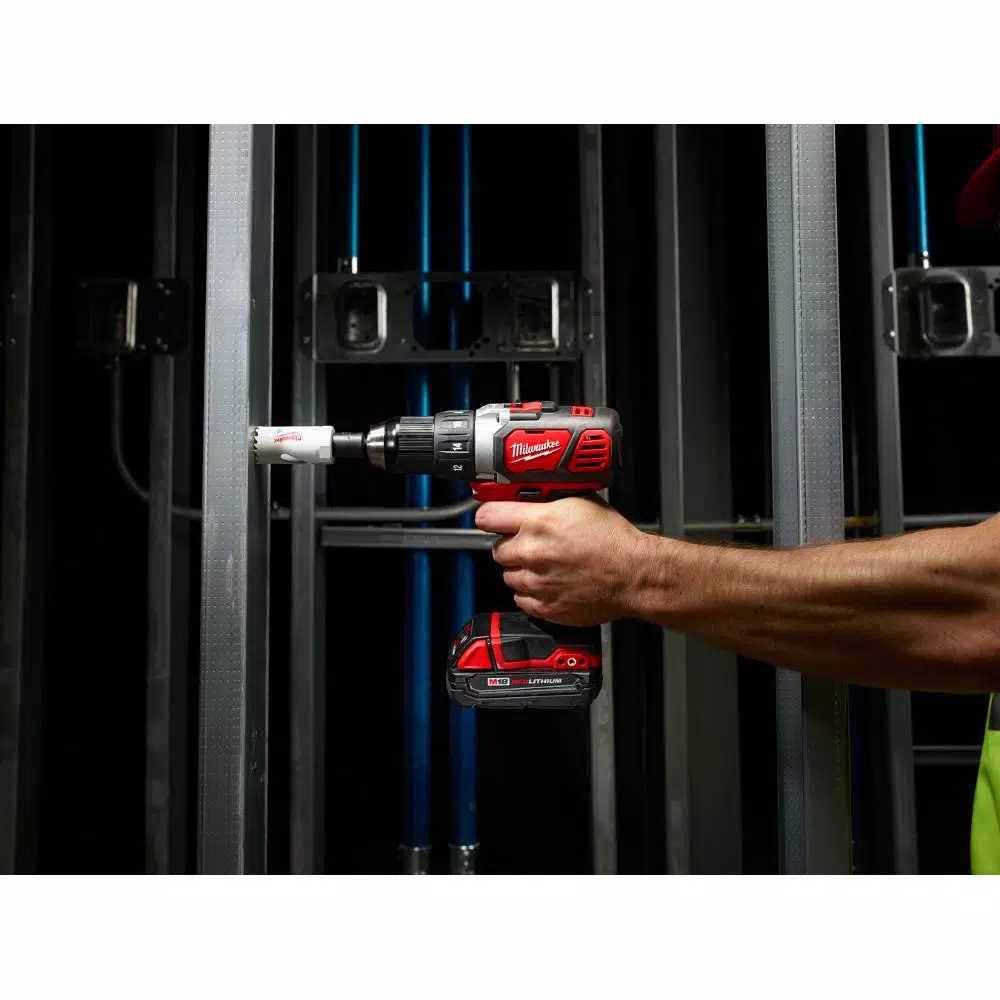 Milwaukee M18 18V Lithium-Ion Cordless Drill Driver and Impact Driver 2-Tool Combo Kit