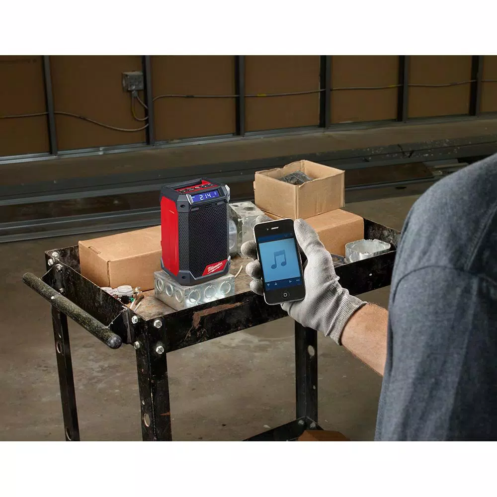 Milwaukee M12 12V Lithium-Ion Cordless Bluetooth AM/FM Jobsite Radio with Charger