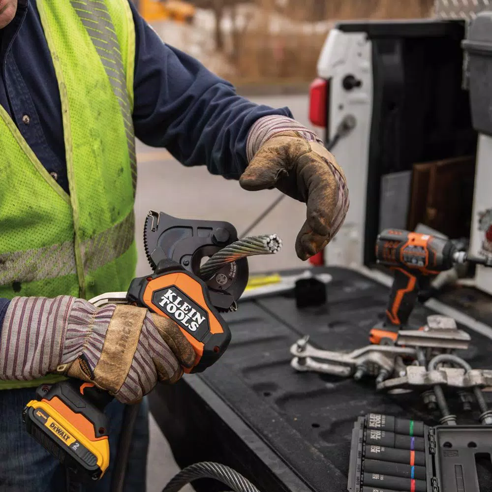 Klein Tools Battery-Operated EHS Closed-Jaw Cable Cutter with Two 2 Ah Batteries and Charger