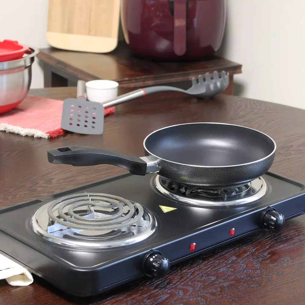 Oster Clairborne 8 in. Aluminum Nonstick Frying Pan, Charcoal Grey