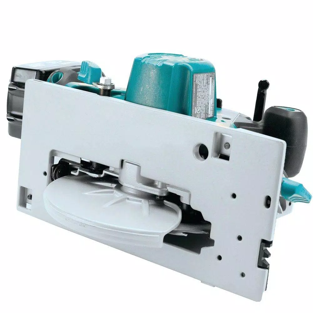 Makita 18V LXT Brushless 6-1/2 in. Cordless Circular Saw with Electric Brake (Tool Only)