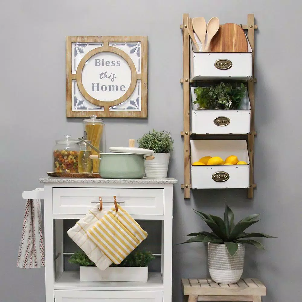 Stratton Home Decor Stratton Home 3-Tiered Wooden Farmhouse Wall Hanging Basket Organizer