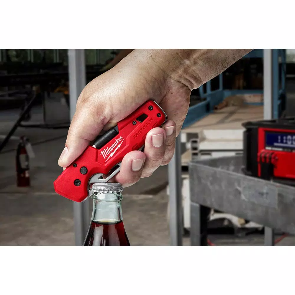 Milwaukee FASTBACK 5-in-1 Folding Utility Knife with 3 in. Tanto Blade