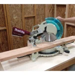 Makita 12 in. 15 Amp Corded Single-Bevel Compound Miter Saw with 40T Carbide Blade thumbnail 8