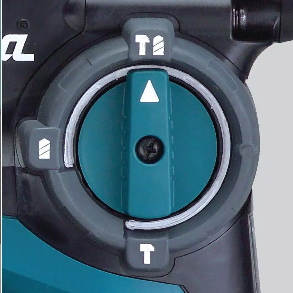 Makita HR2811F 7 Amp SDS-Plus Corded Rotary Hammer Drill with Dust Collection Attachment & Vacuum Hose Kit