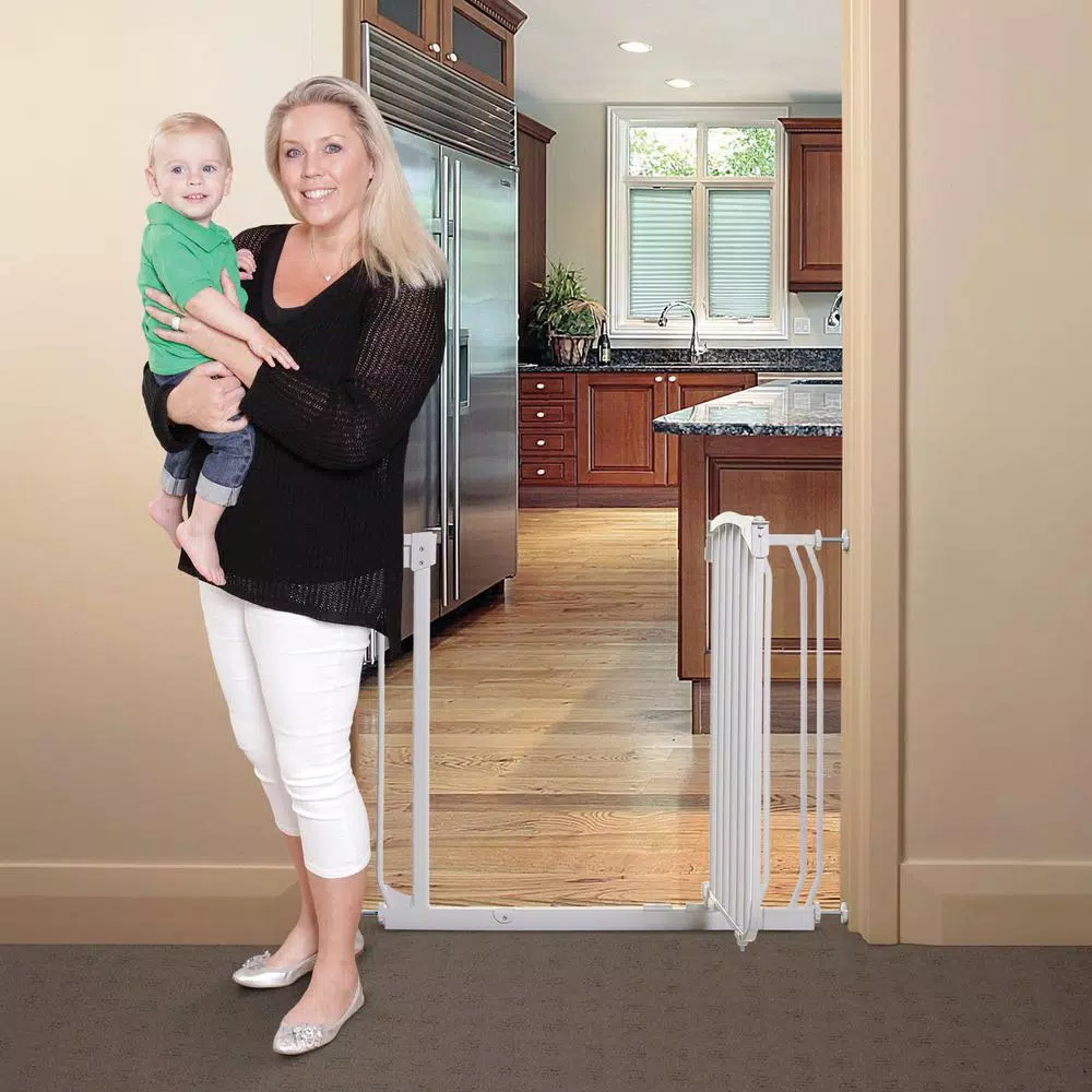 Dreambaby Chelsea Auto-Close Security Gate with Extensions, White, 29.5 in. H