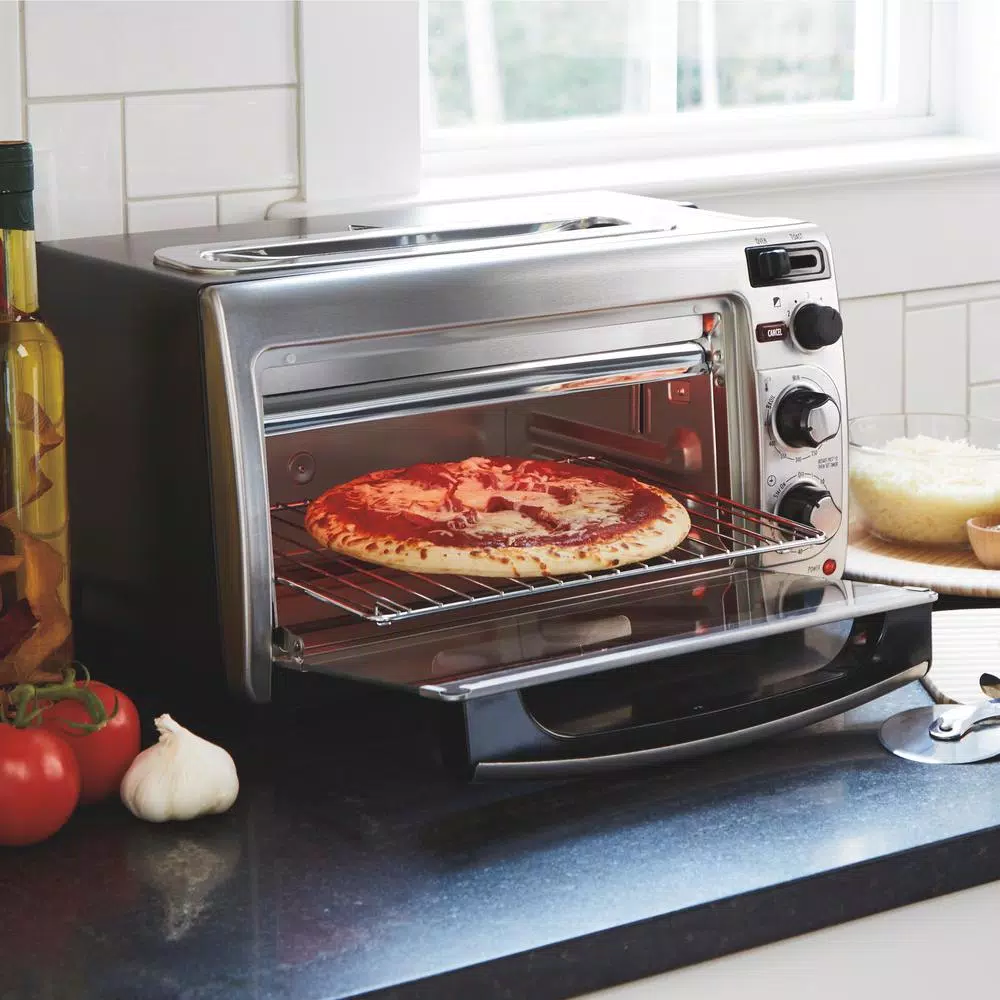Hamilton Beach 2-in-1 1450W Toaster Oven and 4-Slice Toaster, Silver