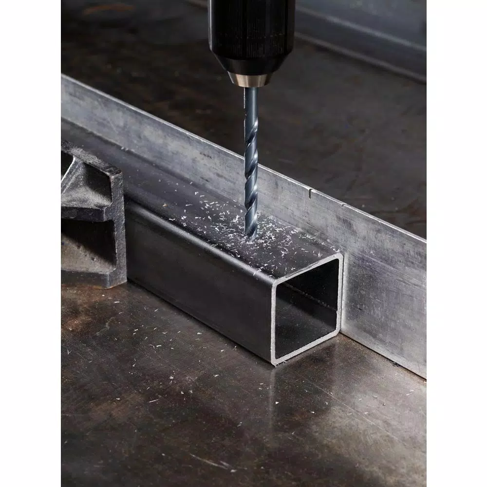 Milwaukee 1/4 in. x 12 in. Thunderbolt Black Oxide Twist Drill Bit