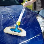 AutoRight Auto-Wash Stick 18 oz. Solution Dispensing Car Wash Brush with 56 in. Extendable Handle thumbnail 4