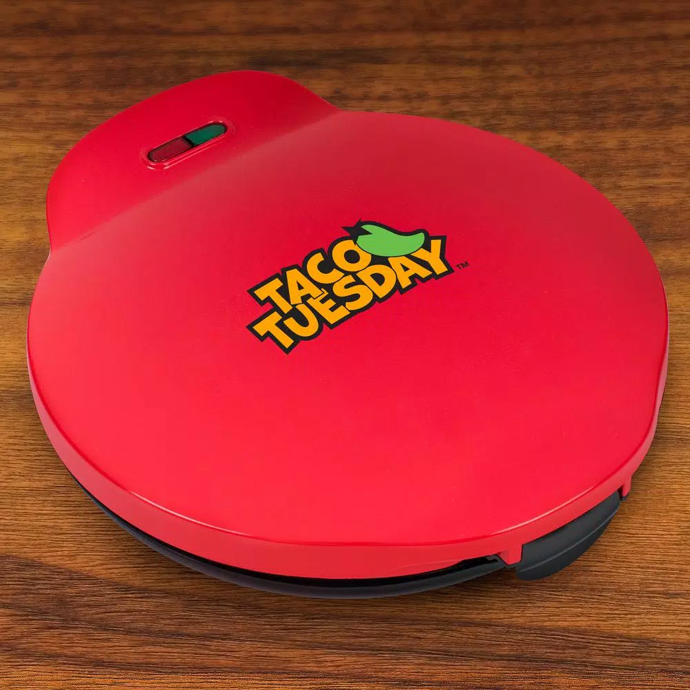 Nostalgia 900W Red Quesadilla Maker with Extra Stuffing Latch and Non-Stick Cooking Surface