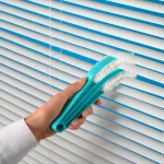 Unbranded Leifheit Microfiber Venetian Blind Duster with Dual-Sided Cleaning Pads thumbnail 2