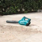 Makita 18V X2 LXT 36V Cordless Blower and 14 in. Chainsaw Combo Kit with (2) 5.0 Ah Batteries and Charger thumbnail 9