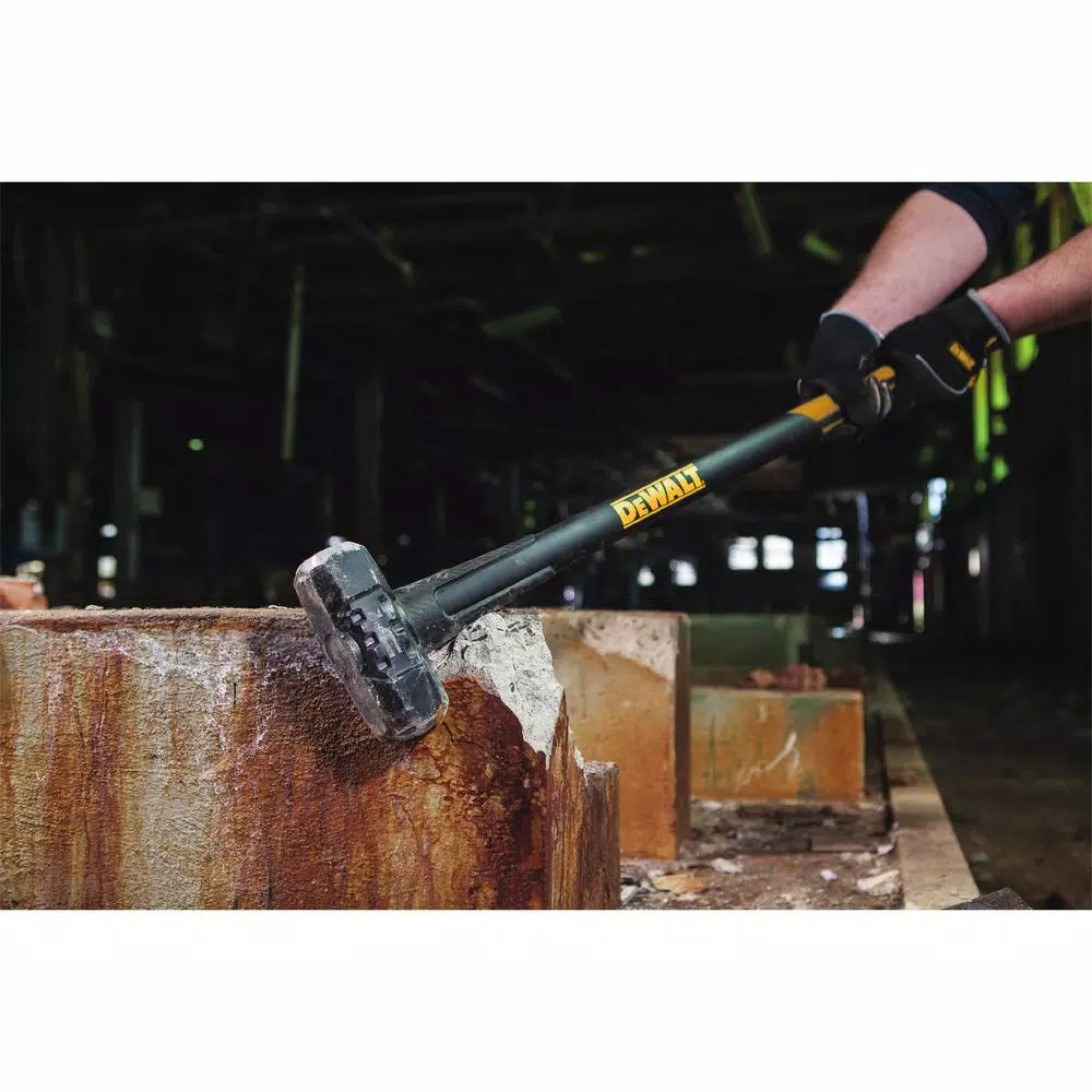 DEWALT 8 lb. Exo-Core Sledge Hammer with 33 in. Fiberglass Handle