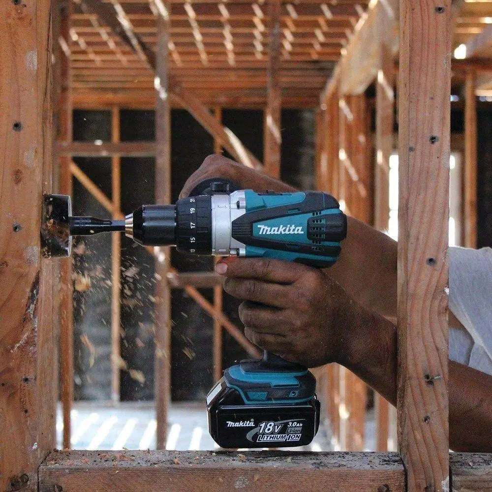 Makita 18V LXT Lithium-Ion 1/2 in. Cordless Driver/Drill (Tool-Only)