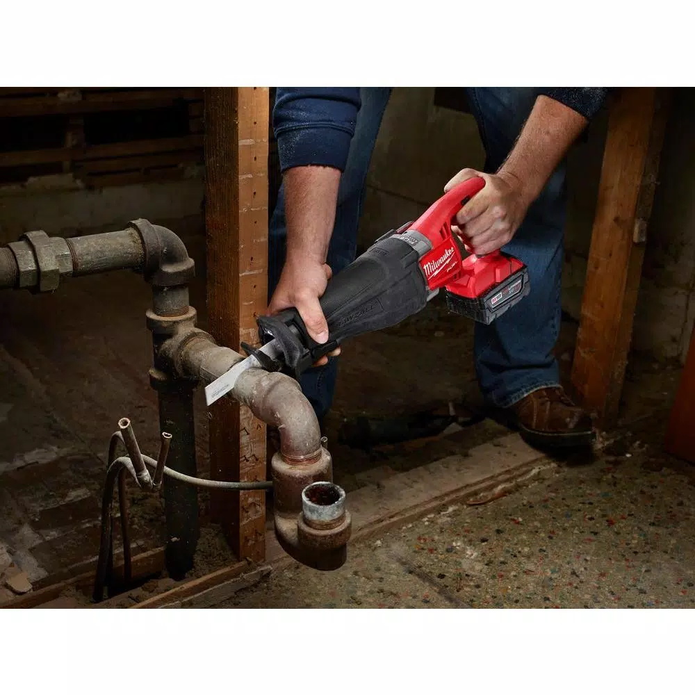 Milwaukee M18 FUEL 18V Brushless Cordless Reciprocating Saw (Tool-Only)