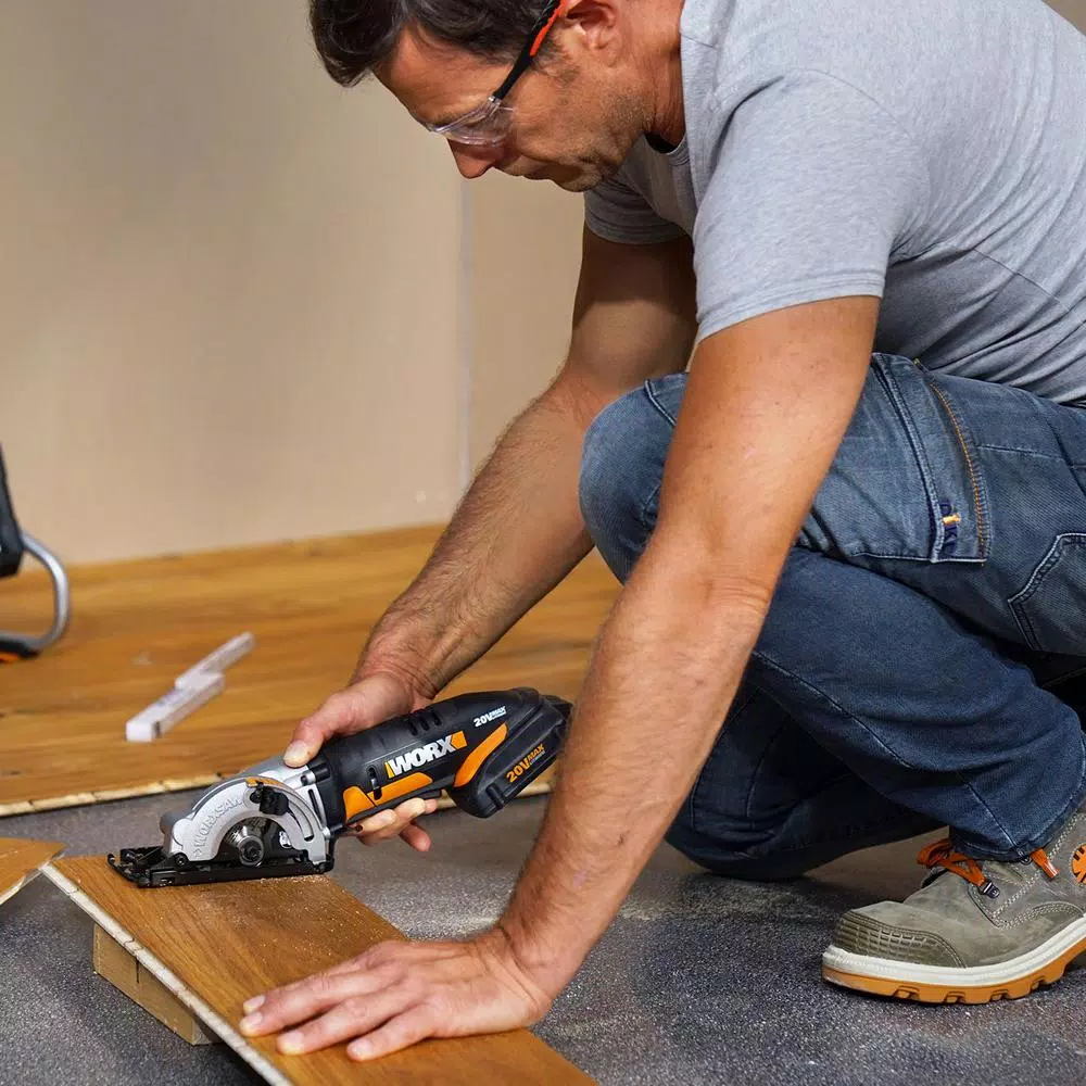 Worx POWER SHARE 20V Cordless 3-3/8 in. Compact Circular Saw Kit
