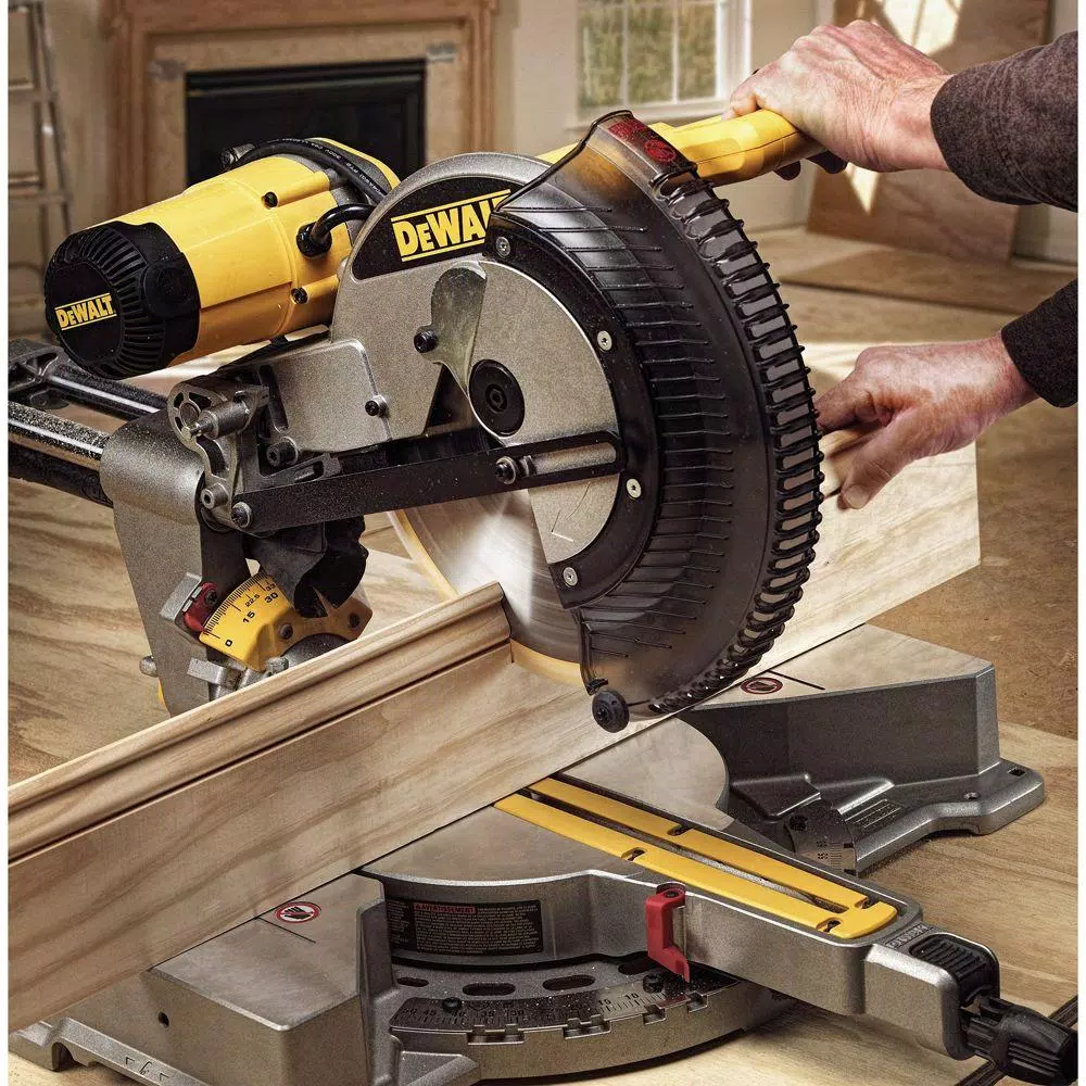 DEWALT DWS709 12 in. Dual Bevel Sliding Compound Miter Saw, 15 Amp