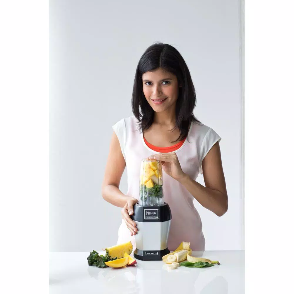 NINJA Nutri Ninja Pro 900-Watt Single Serve Blender, 24 oz. Black
