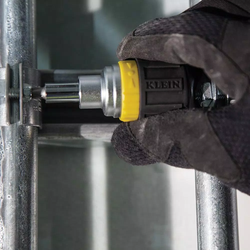Klein Tools 6-in-1 Ratcheting Stubby Screwdriver and Nut Driver Set with Cushion Grip Handle
