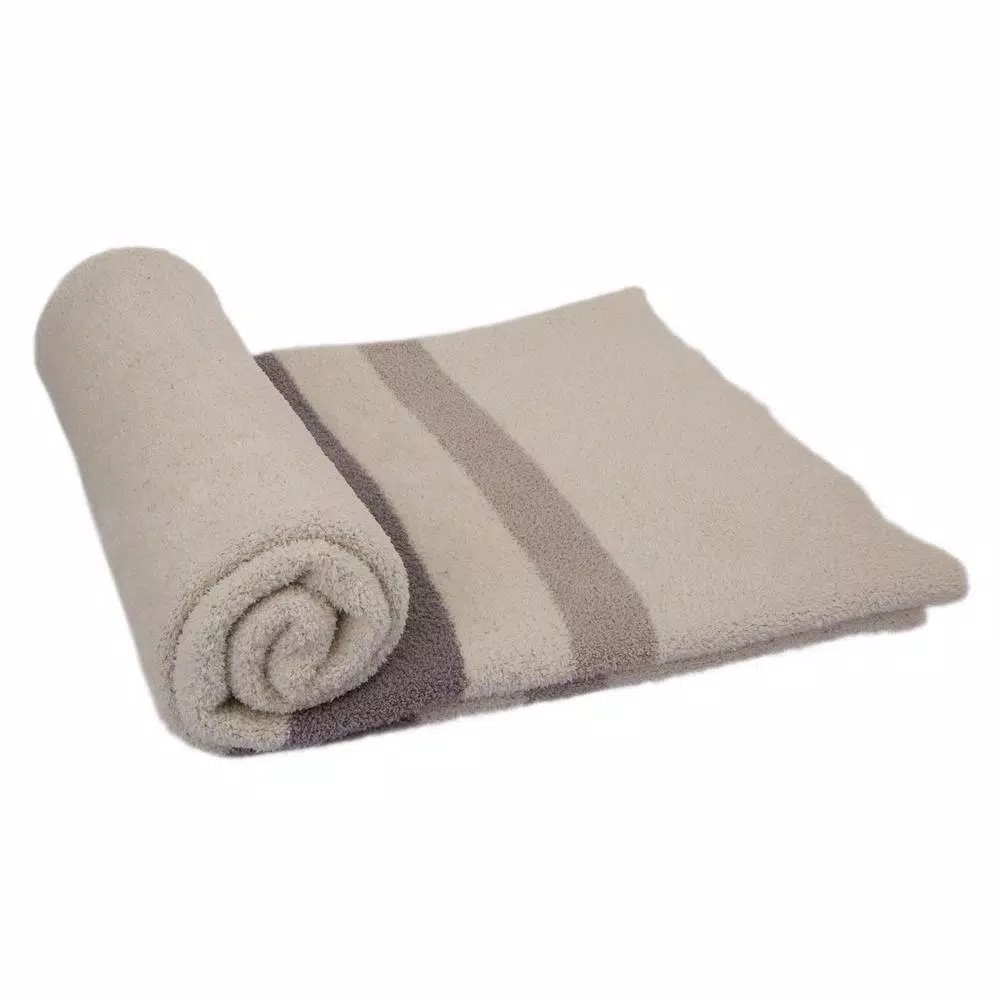 Glitzhome Modern Geometric Pattern Knitted Feather Yarn Throw Blanket, 60 x 50 in