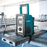 Makita 18V LXT Lithium-Ion Cordless Job Site Radio (Tool-Only) thumbnail 2
