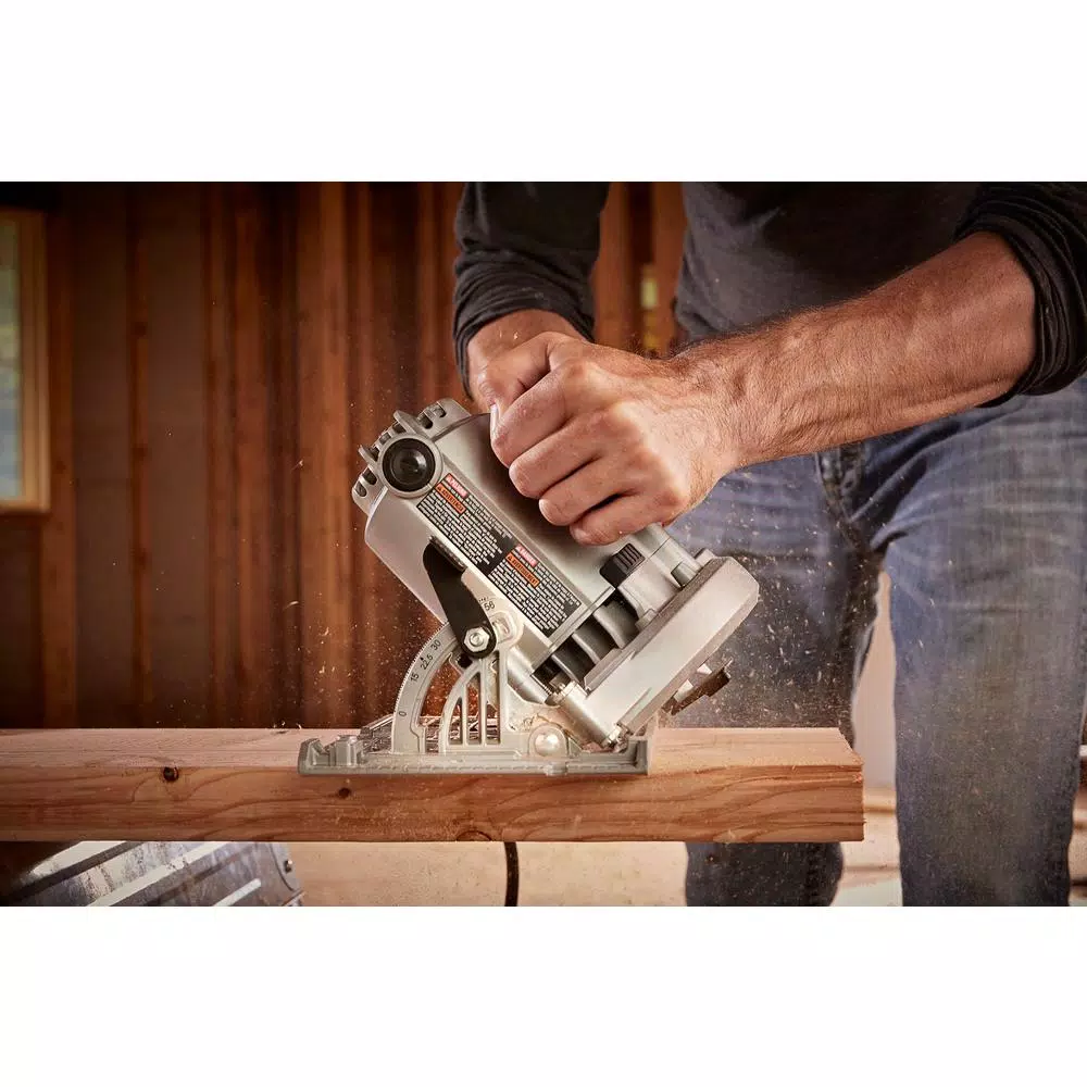 Skilsaw 7-1/4 in. Magnesium Left Blade Sidewinder Circular Saw, 15 Amp