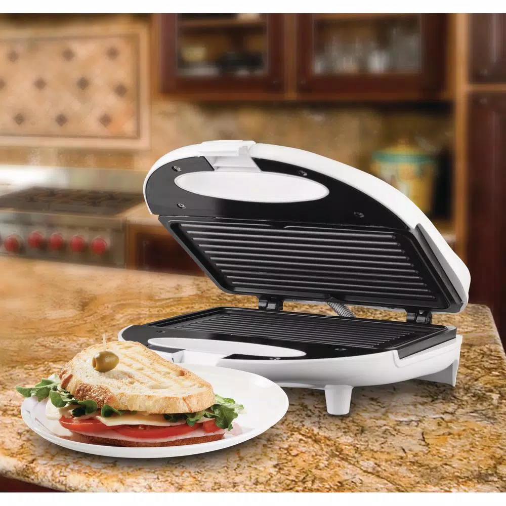 Brentwood Appliances TS-246 750W Nonstick Panini Press and Sandwich Maker, White