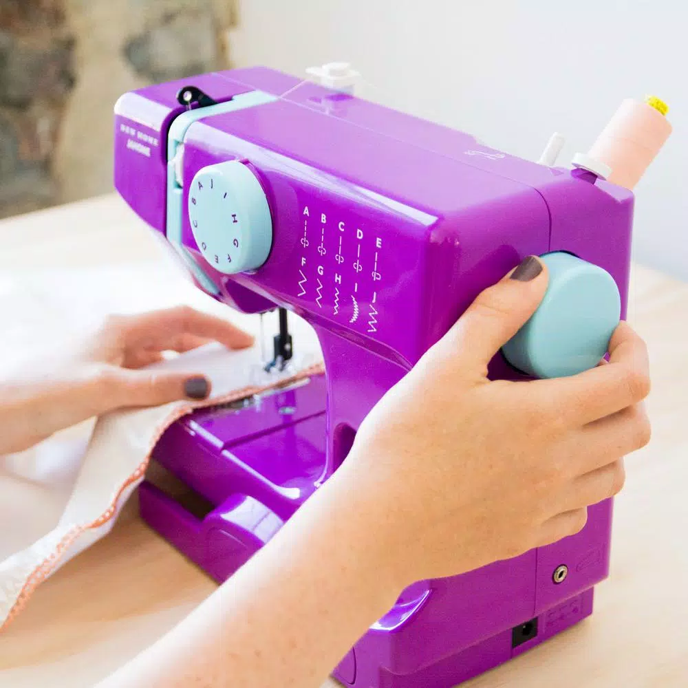 Janome Thunder Compact 10-Stitch Sewing Machine