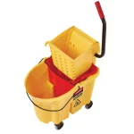 Rubbermaid Commercial Products Rubbermaid WaveBrake 4.5 Gal. Red Plastic Dirty Water Bucket thumbnail 2