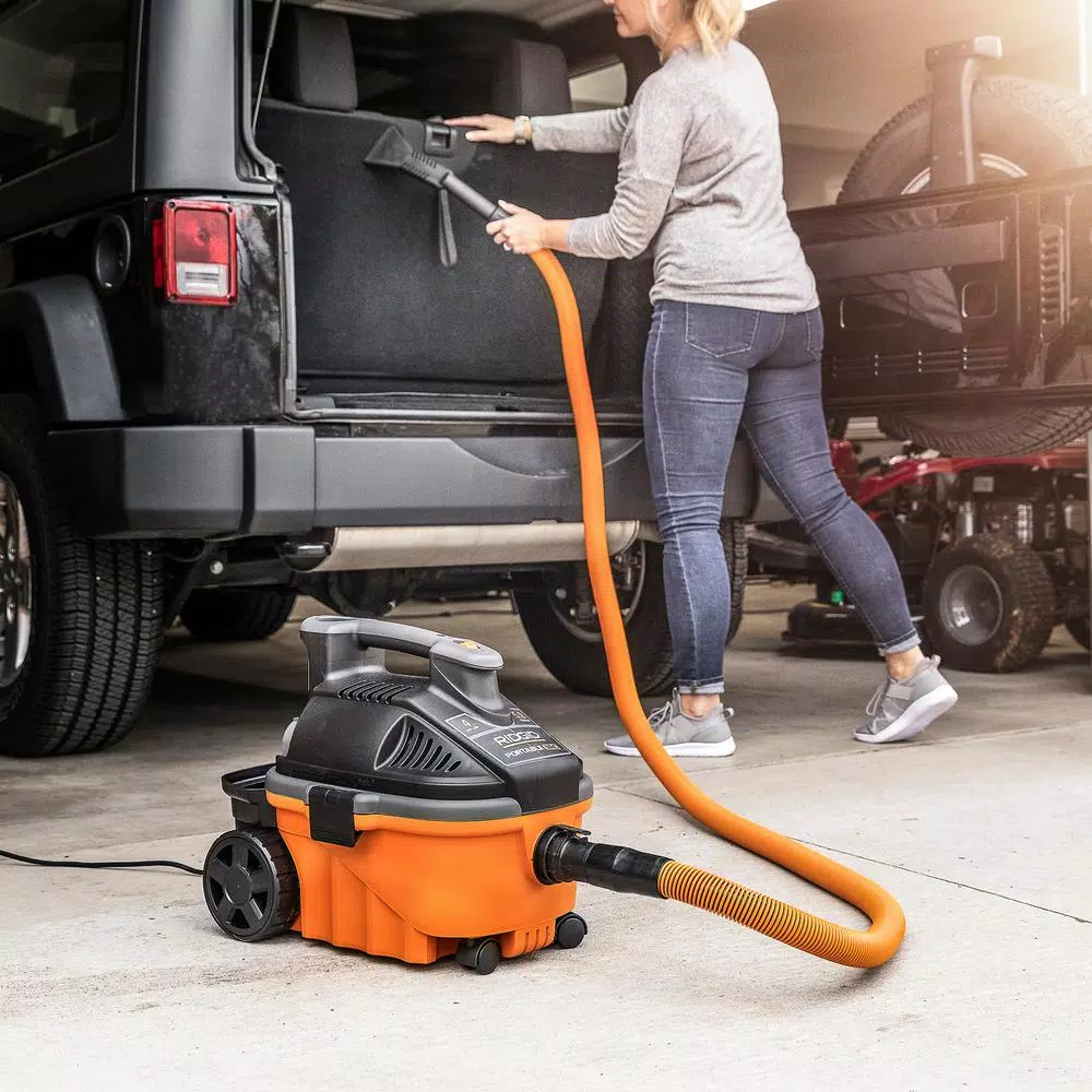 RIDGID 4 Gal. 5.0 Peak HP Portable Wet/Dry Shop Vacuum with Premium Car Cleaning Kit