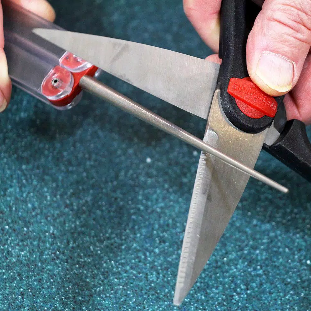 DMT Diafold Serrated Knife Sharpener with Fine Diamond Surface