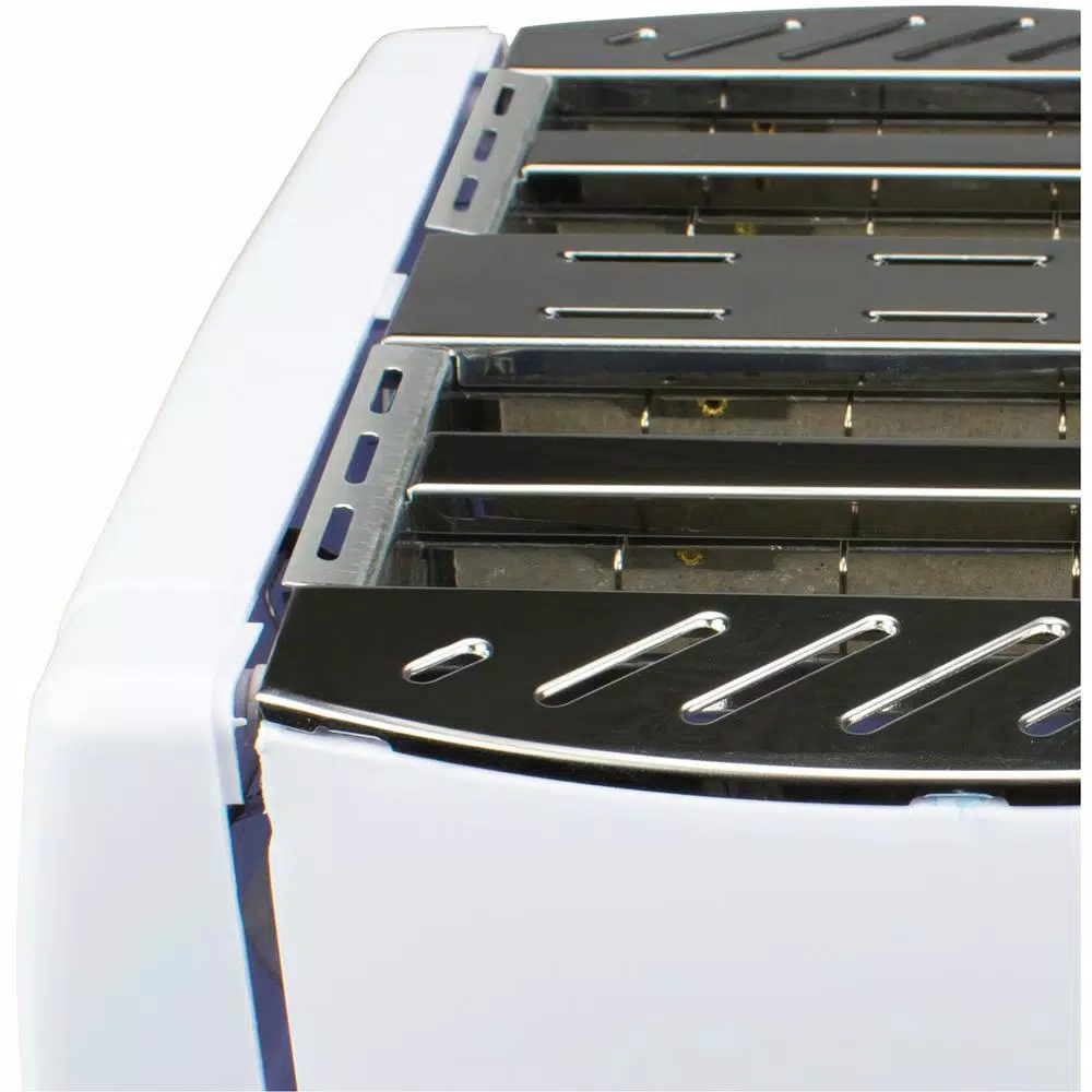 Brentwood Appliances TS-265 4-Slice White Toaster with Cool-Touch Exterior