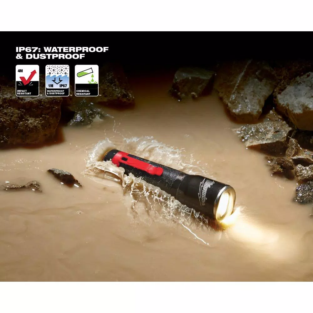 Milwaukee 325 Lumen LED Aluminum Focusing Flashlight with TRUEVIEW High Definition Output