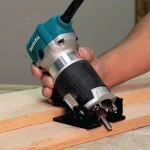 Makita 6.5 Amp 1-1/4 HP Corded Variable Speed Compact Router Kit with 3 Bases thumbnail 11