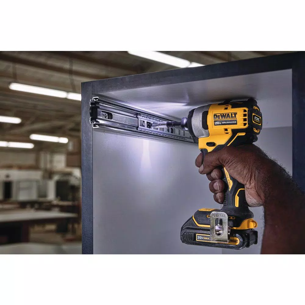 DEWALT 20V MAX ATOMIC 1/4 in. Brushless Compact Impact Driver Kit with 4 Batteries and Charger