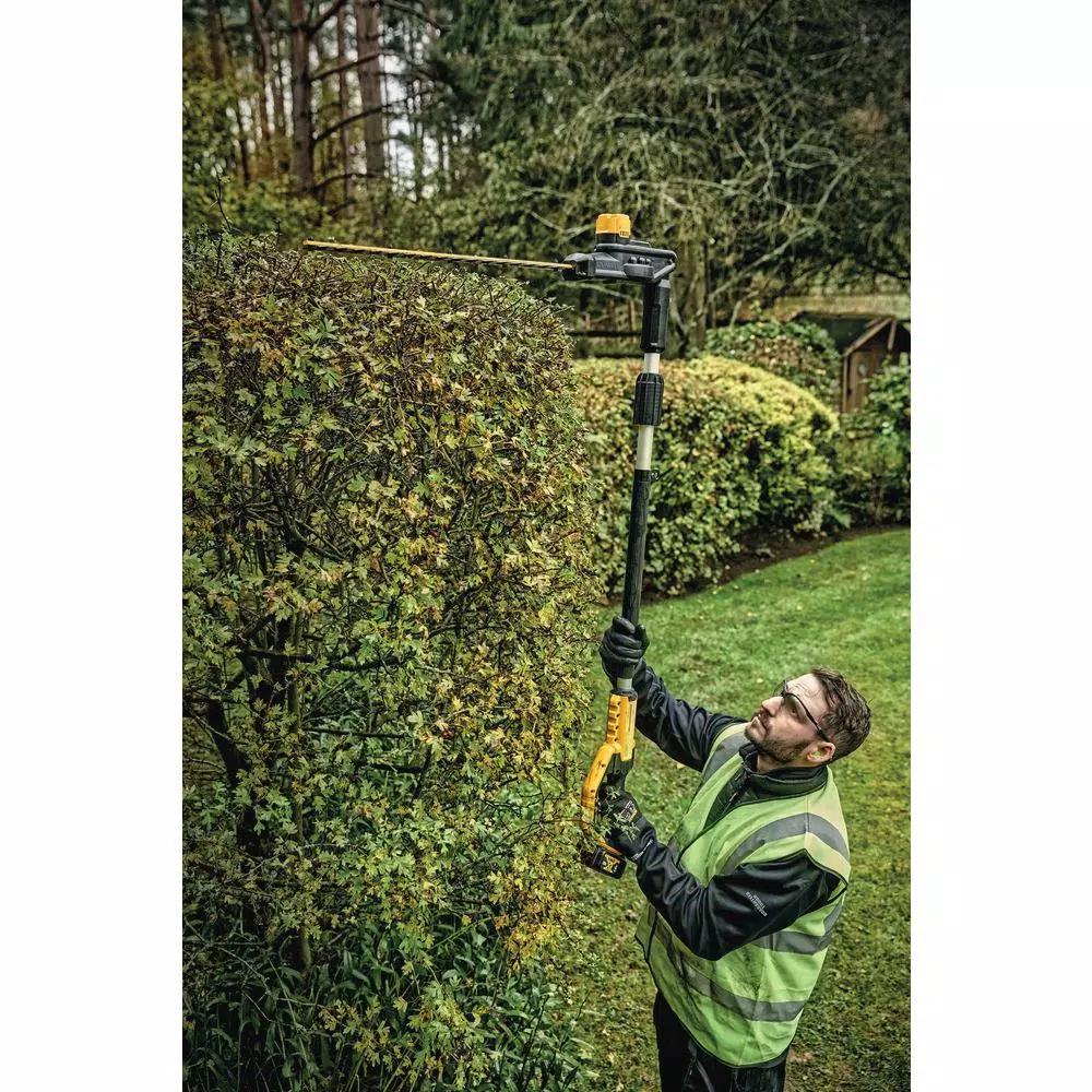 DEWALT 20V MAX Cordless Pole Hedge Trimmer Kit with 4.0Ah Battery, Charger, Sheath and Shoulder Strap