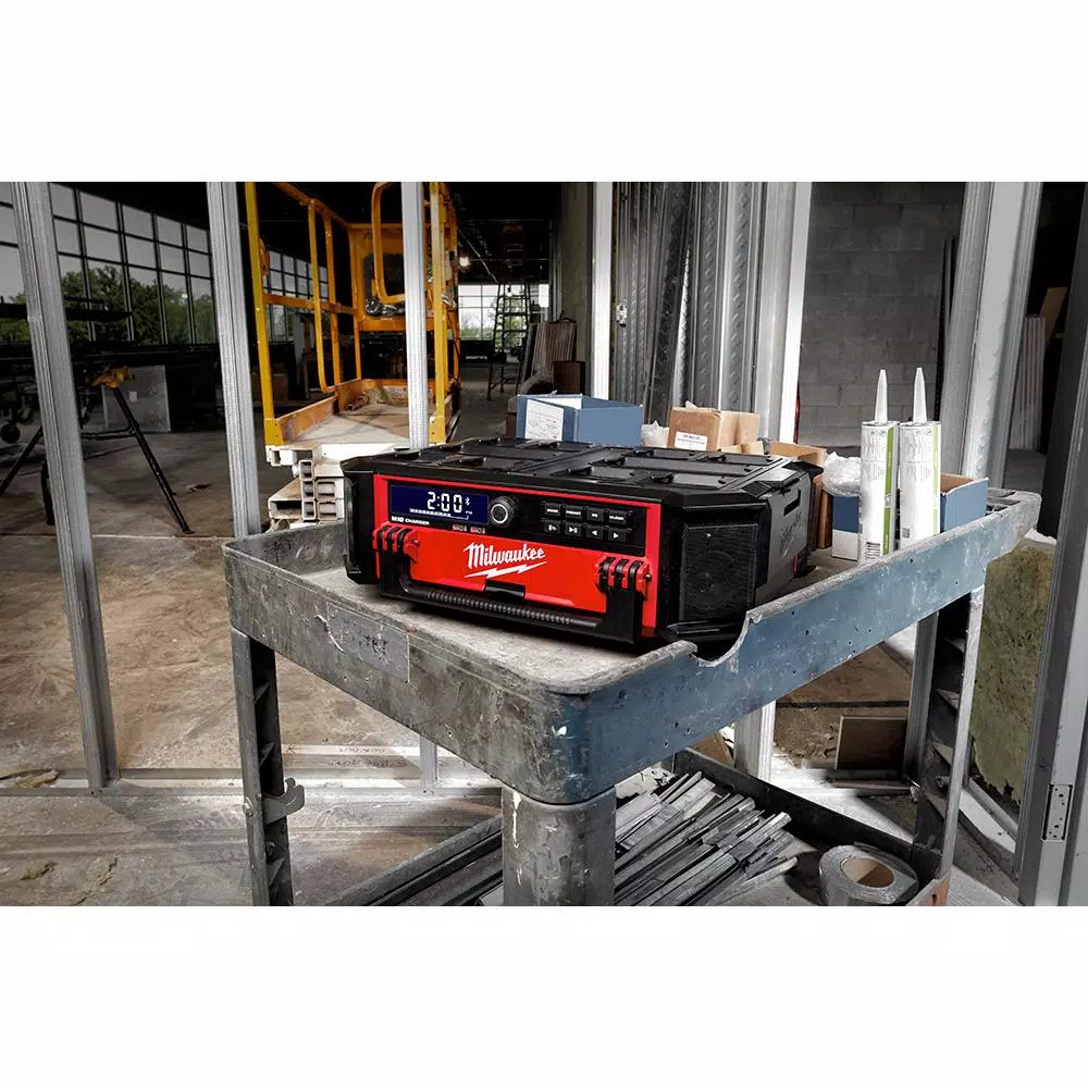 Milwaukee M18 PACKOUT Cordless Radio/Speaker with Built-In Charger