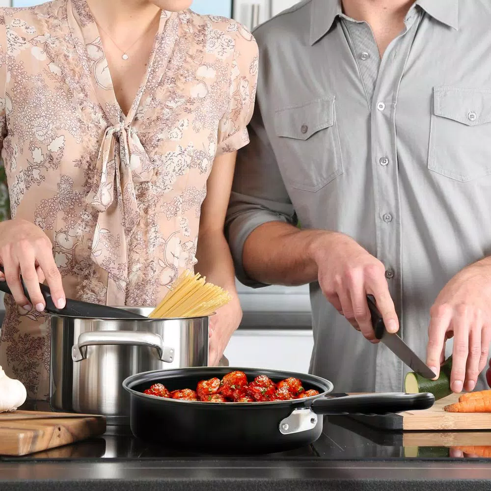 Better Chef 7-Piece Deluxe Nonstick Aluminum Cookware Set, Black
