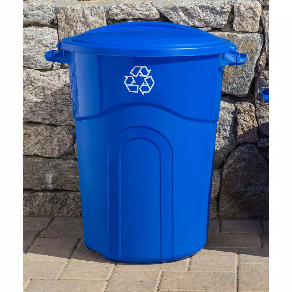 United Solutions 32 Gal. Blue Outdoor Recycling Bin with Snap Fit Lid