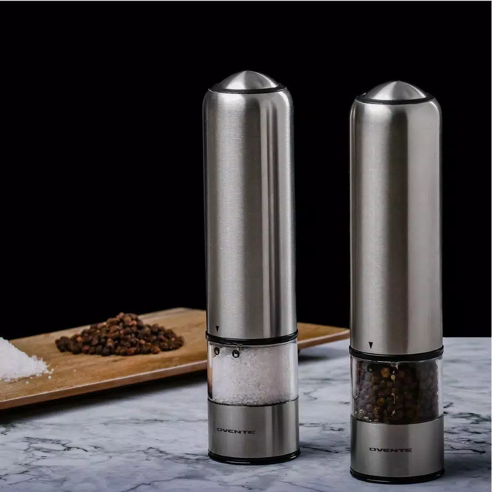 Ovente Electric Salt and Pepper Grinder Set, Stainless Steel with Ceramic Blades, Battery Operated