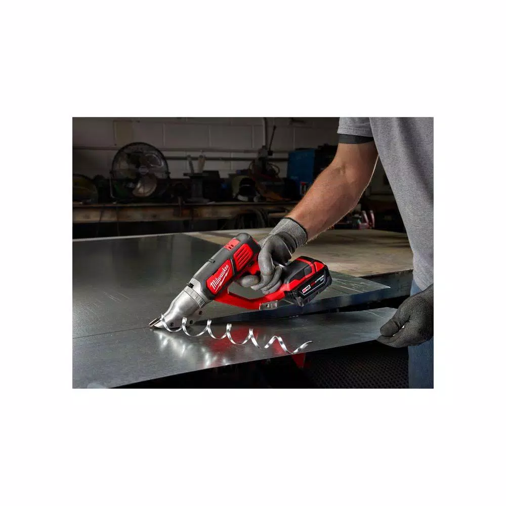 Milwaukee M18 18V Lithium-Ion 18-Gauge Double Cut Metal Shear (Tool-Only)