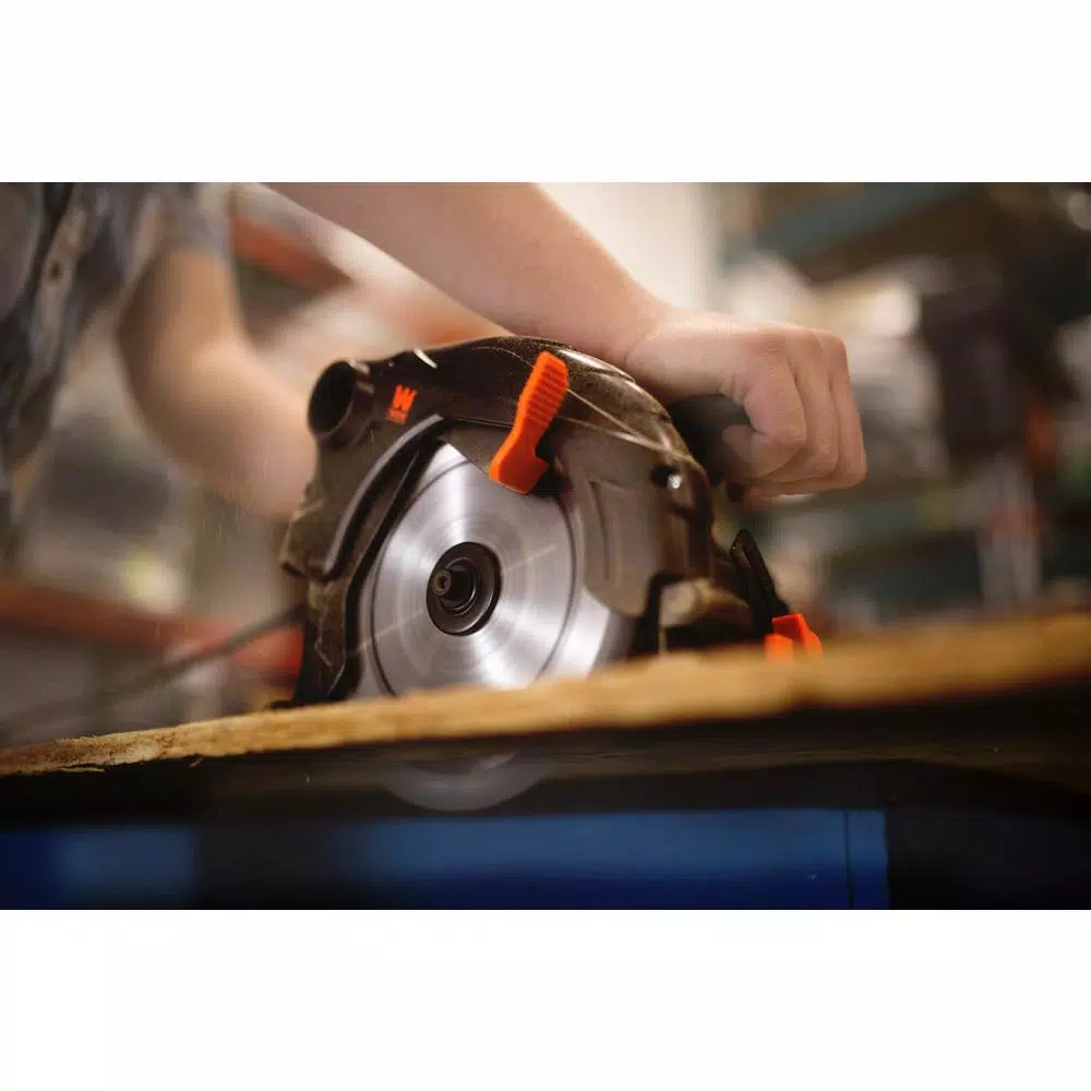WEN 12 Amp 7-1/4 in. Sidewinder Corded Circular Saw with 2-1/2 in. Cutting Depth