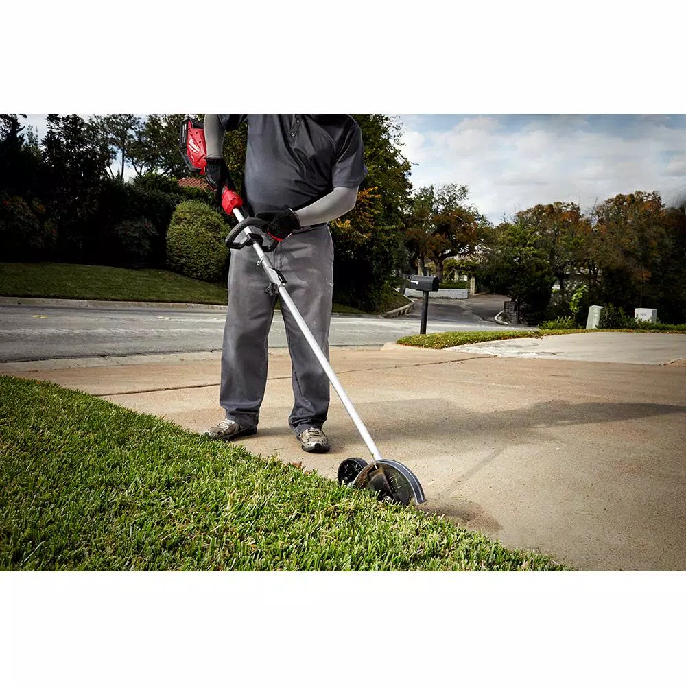 Milwaukee M18 FUEL 18V Cordless Brushless String Trimmer Combo Kit with QUIK-LOK Pole Saw, Hedge Trimmer & Edger
