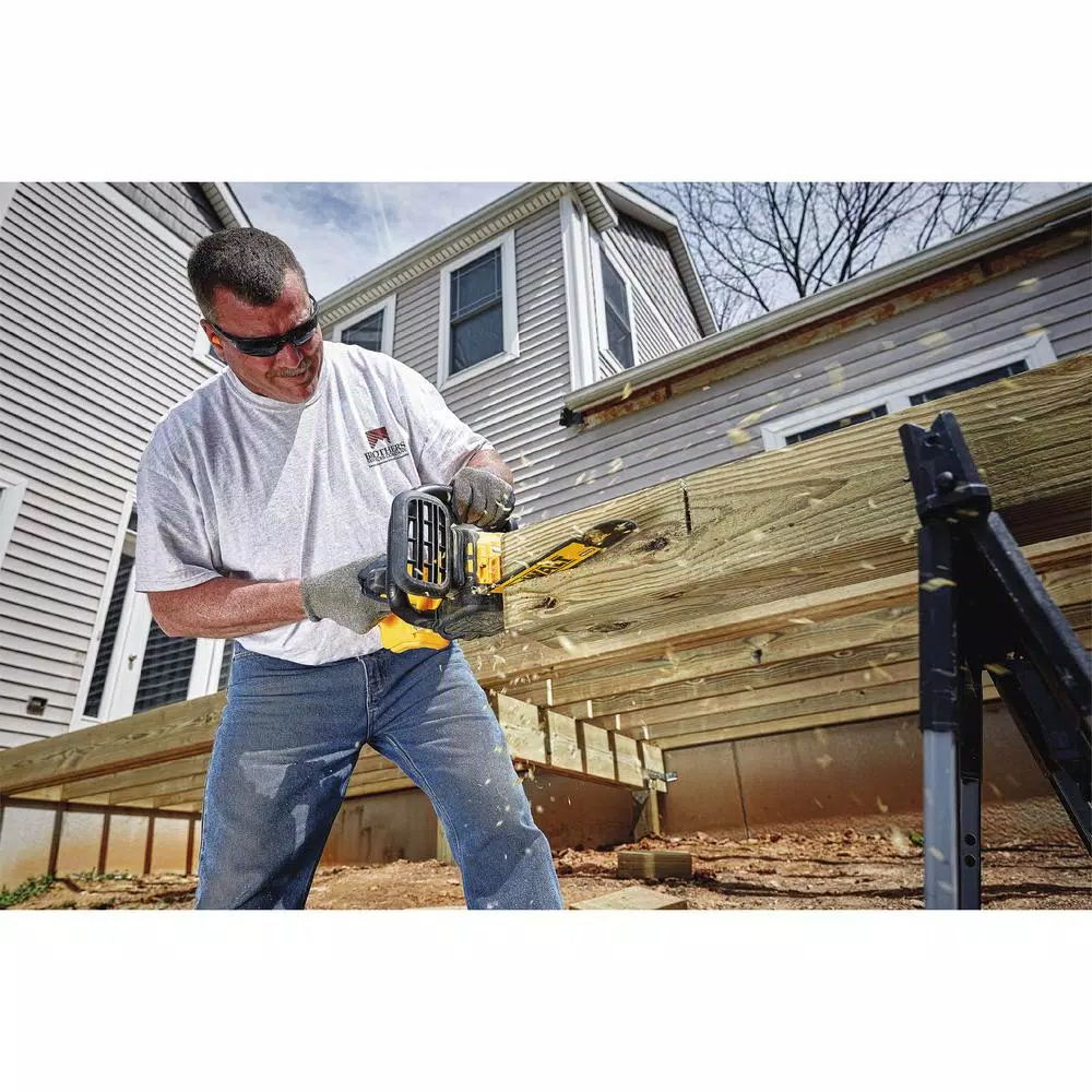 DEWALT 20V MAX Cordless Brushless Blower and 12 in. Chainsaw Combo Kit with 5.0 Ah Battery and Charger