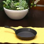 Crock-Pot Crock Pot Artisan 8 in. Cast Iron Skillet with Pour Spout, Flat Black thumbnail 3