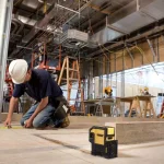 DEWALT Combilaser Self-Leveling 5-Spot & Horizontal Line Laser Level, Red thumbnail 12