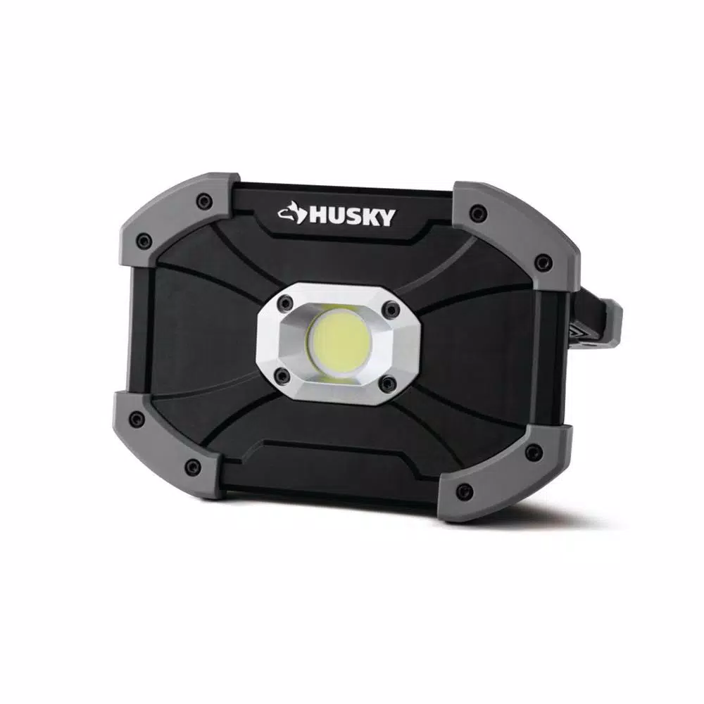 Husky 700 Lumens LED Utility Light with 180° Foldable Handle - Black