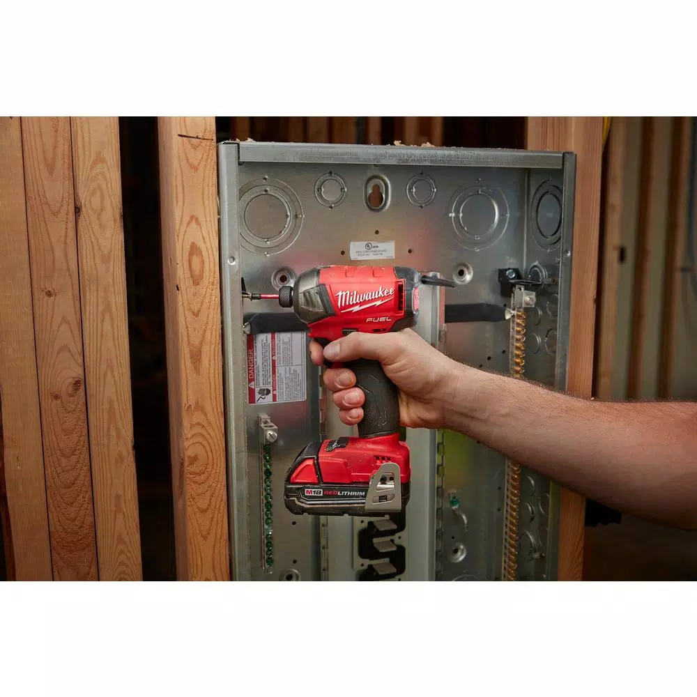 Milwaukee M18 FUEL SURGE 1/4 in. Hex Hydraulic Impact Driver Kit w/ (2) 2.0 Ah Batteries & Charger
