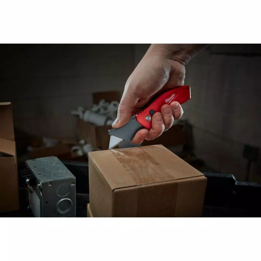 Milwaukee FASTBACK Compact Flip Utility Knife and 6 in. Fixed Jab Saw Set